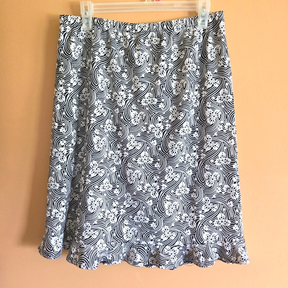 Nordstrom Flower & Swirl Pattern Skirt
